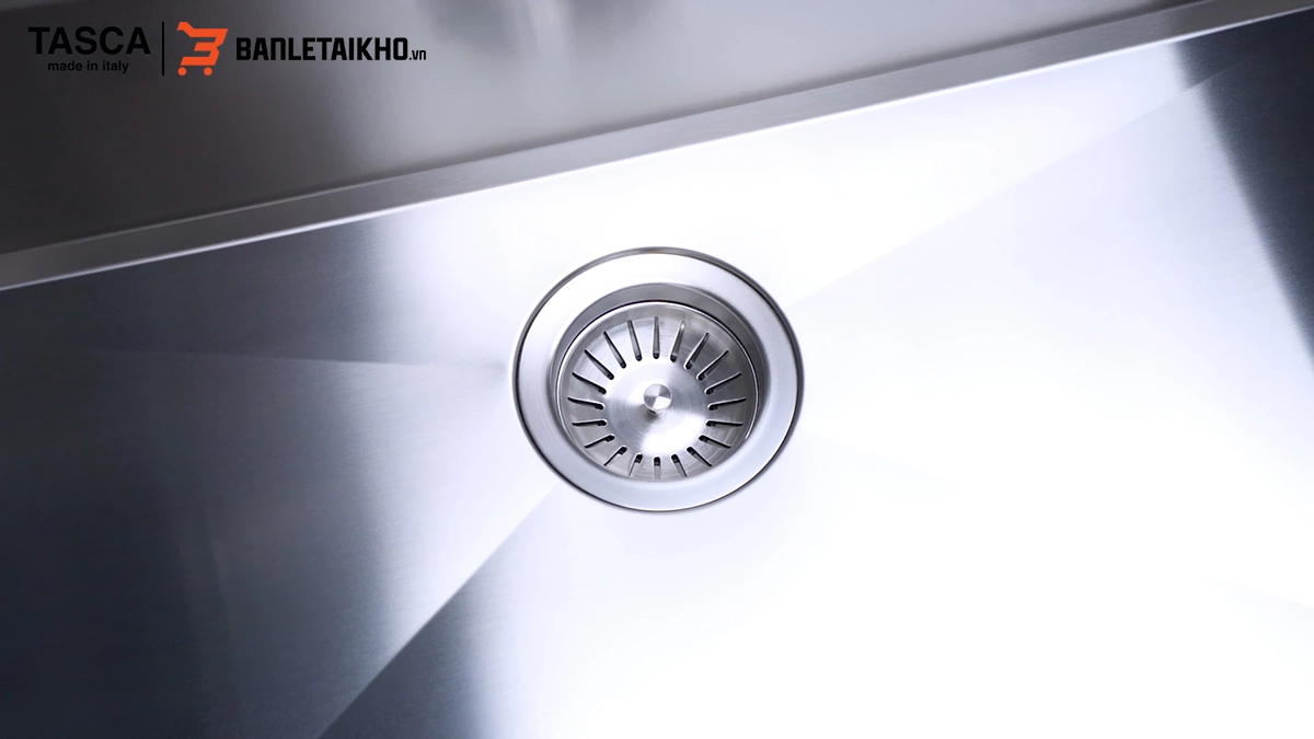 Lỗ Thoát Tràn Tích Hợp Liền Mạch