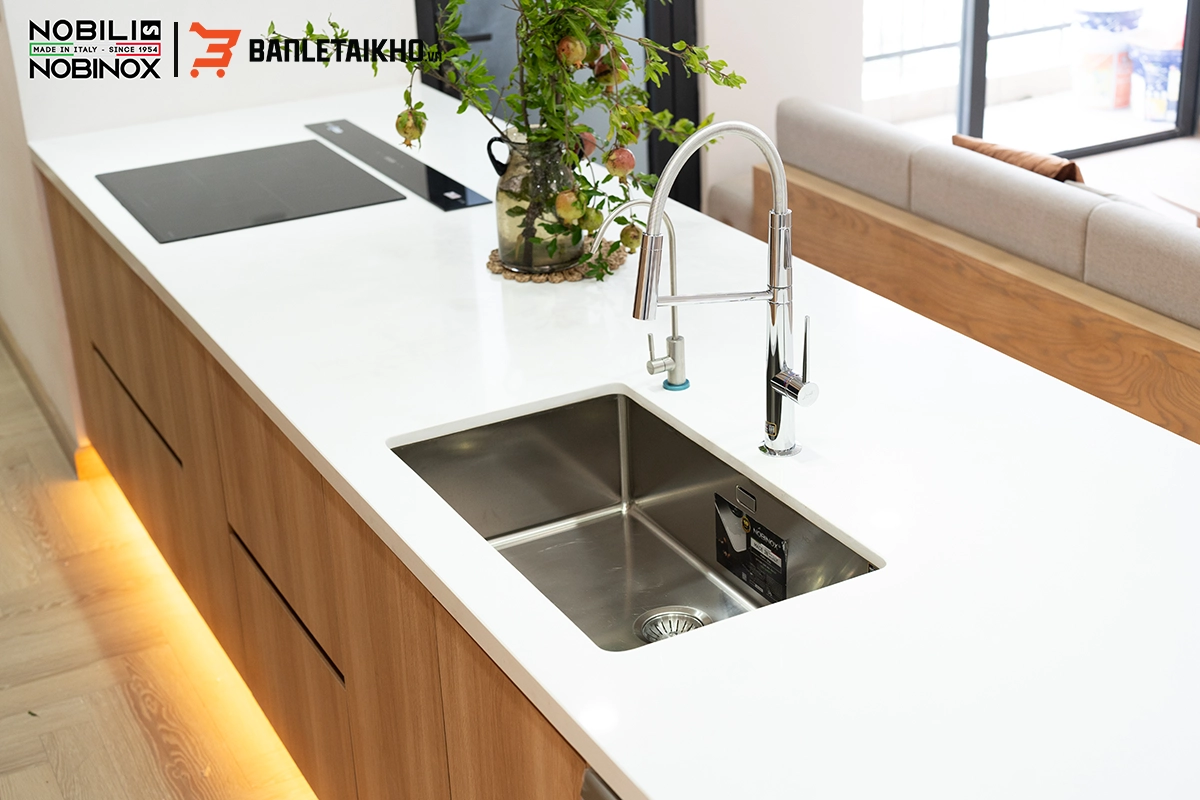 Thông Tin Về Sản Phẩm Vòi Rửa Bát LEVANTE NB303