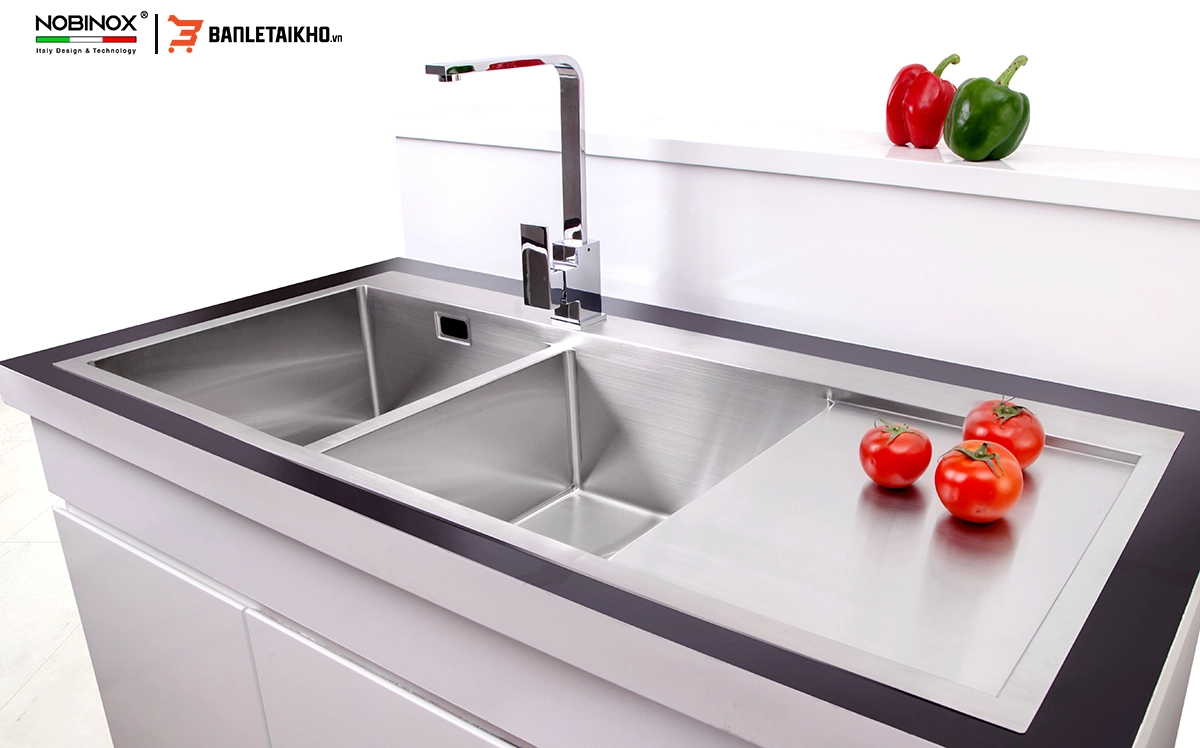 Chất liệu chậu rửa bát hai hố có bàn chờ