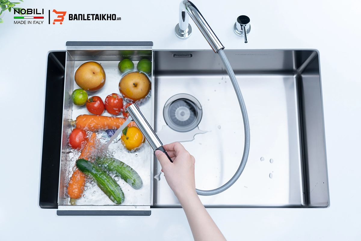 Linh hoạt vượt trội với dây rút và khả năng xoay 360°