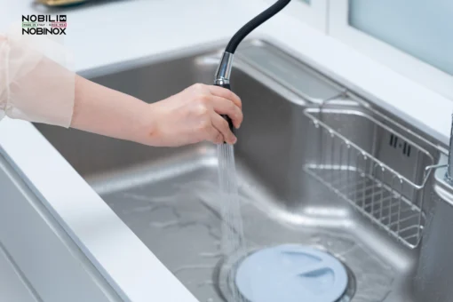Chậu rửa bát Nobinox Liken NL725D thiết kế hiện đại.