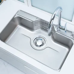 Bồn rửa chén 1 hố Nobinox Liken NL725D với kiểu dáng sang trọng.