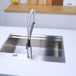 CHẬU RỬA BÁT 1 HỐ ARTINOX MOSE NA808 với thiết kế bồn rửa chén inox hiện đại, chậu rửa chén tiện dụng cho mọi gian bếp