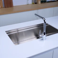 CHẬU RỬA BÁT 1 HỐ ARTINOX TITANIUM NA885U với thiết kế bồn rửa chén inox titanium hiện đại, chậu rửa chén tiện dụng cho mọi gian bếp