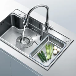 Bồn rửa chén Nobinox Higon NH905 dễ dàng lắp đặt và sử dụng.