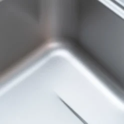 Bồn rửa chén Nobinox Liken NL725D phù hợp với mọi phong cách bếp hiện đại.