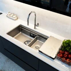 Chậu rửa bát 1 hố Nobinox Lira NJ562D chống oxi hóa, bền đẹp theo thời gian – Bồn rửa chén phù hợp mọi không gian.