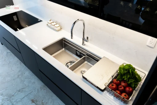 Chậu rửa bát 1 hố Nobinox Lira NJ562D chống oxi hóa, bền đẹp theo thời gian – Bồn rửa chén phù hợp mọi không gian.