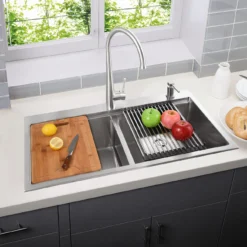 CHẬU RỬA BÁT 2 HỐ NOBINOX LIKEN NL785 với thiết kế bồn rửa chén inox hiện đại, chậu rửa chén tiện dụng cho mọi gian bếp