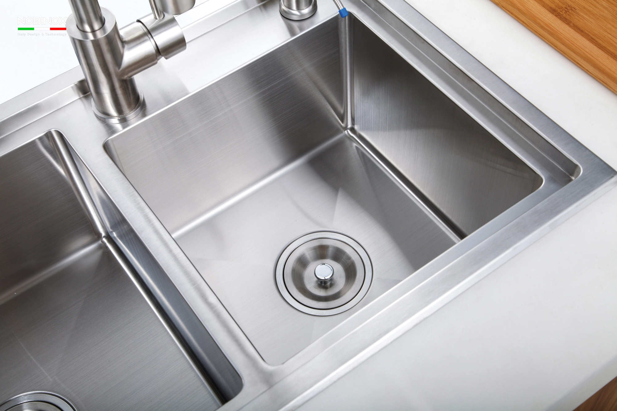 CHẬU RỬA BÁT 2 HỐ NOBINOX LIKEN NL786 chất liệu inox cao cấp, bồn rửa bát sang trọng và bền đẹp CHẬU RỬA BÁT 2 HỐ NOBINOX LIKEN NL786 chất liệu inox cao cấp, bồn rửa bát sang trọng và bền đẹp