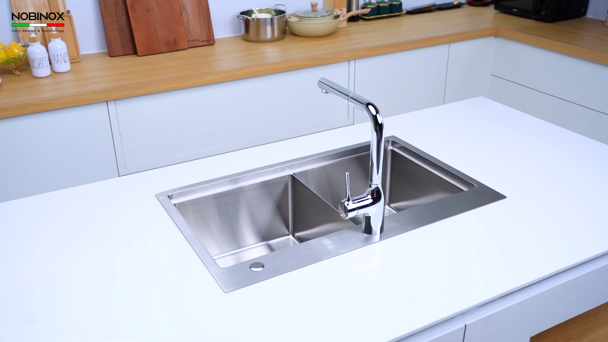 CHẬU RỬA BÁT 2 HỐ NOBINOX LUMIA NJ522 bồn rửa chén rộng rãi, phù hợp không gian bếp gia đình CHẬU RỬA BÁT 2 HỐ NOBINOX LUMIA NJ522 bồn rửa chén rộng rãi, phù hợp không gian bếp gia đình
