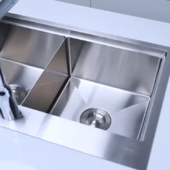 CHẬU RỬA BÁT 2 HỐ NOBINOX LUMIA NJ522 bồn rửa chén rộng rãi, phù hợp không gian bếp gia đình