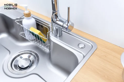 Chậu rửa bát inox Nobinox Liken NL724D dễ dàng vệ sinh và bảo dưỡng.