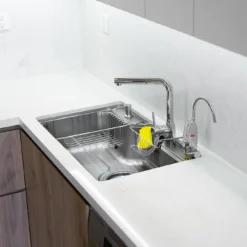 Bồn rửa chén Nobinox Liken NL725D dễ dàng làm sạch sau mỗi lần sử dụng.