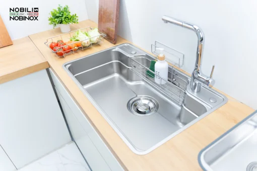 Bồn rửa chén 1 hố Nobinox Liken NL792D phù hợp với các bếp nhỏ gọn.