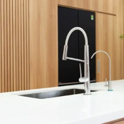 VÒI RỬA BÁT CẦN MỀM NOBILI LEVANTE NB303 vòi nước rửa chén inox chống gỉ, bền bỉ theo thời gian