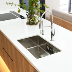 VÒI RỬA BÁT CẦN MỀM NOBILI LEVANTE NB303 vòi nước rửa chén cần mềm thiết kế hiện đại, chất liệu inox bền bỉ