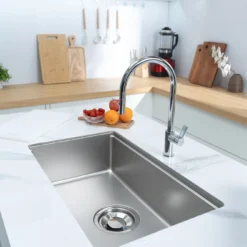 VÒI RỬA BÁT DÂY RÚT NOBILI FLAG NB205 vòi nước rửa chén thiết kế dây rút, dễ dàng điều chỉnh