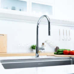 VÒI RỬA BÁT DÂY RÚT NOBILI FLAG NB205 vòi nước rửa chén thiết kế dây rút, dễ dàng điều chỉnh