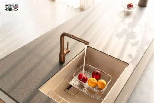 VÒI RỬA BÁT DÂY RÚT NOBILI MANIA NB217B vòi nước rửa chén tiết kiệm nước, thiết kế đẹp mắt