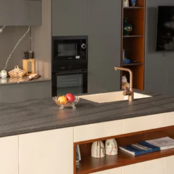 VÒI RỬA BÁT DÂY RÚT NOBILI MANIA NB217B vòi nước rửa chén thiết kế dây rút linh hoạt, dễ dàng điều chỉnh