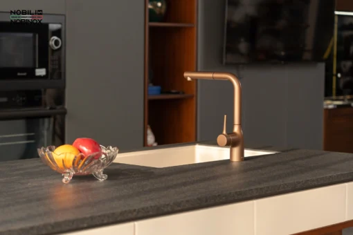 VÒI RỬA BÁT DÂY RÚT NOBILI MANIA NB217B vòi nước rửa chén thiết kế dây rút linh hoạt, dễ dàng điều chỉnh