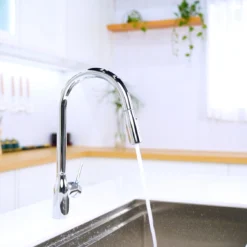VÒI RỬA BÁT DÂY RÚT NOBILI MANIA NB305C vòi nước rửa chén tiết kiệm nước, thiết kế đẹp mắt