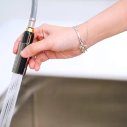 VÒI RỬA BÁT DÂY RÚT NOBILI RING NB130LTB vòi nước rửa chén tiết kiệm nước, thiết kế đẹp mắt
