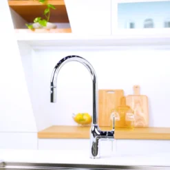 VÒI RỬA BÁT DÂY RÚT NOBILI RING NB131L vòi nước rửa chén thiết kế dây rút tiện dụng, chất liệu inox cao cấp